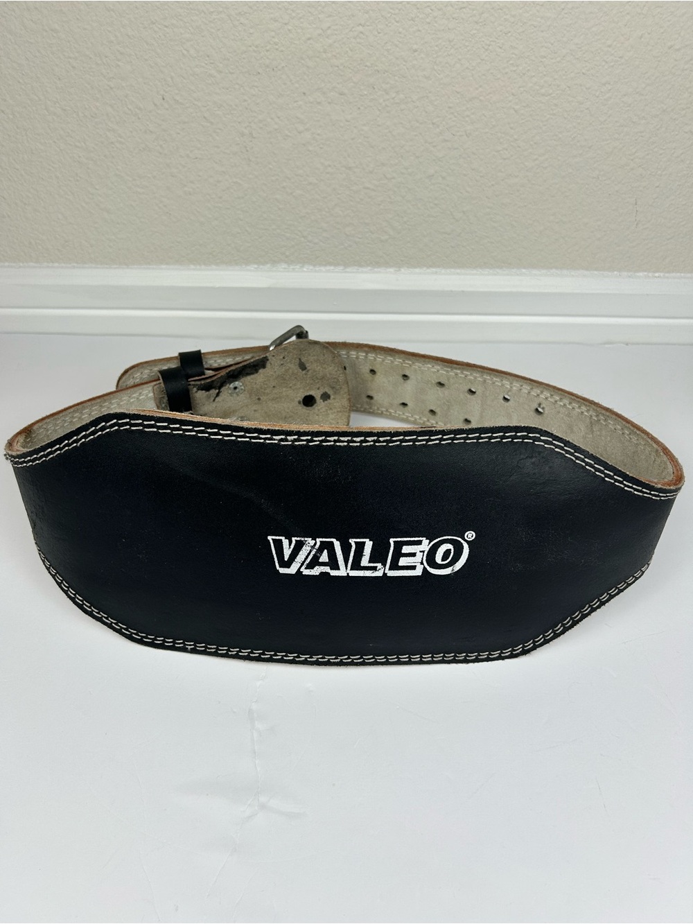 Valeo VRL6 6-Inch Padded Leather Lifting Belt size M 43”